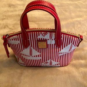 Dooney and Bourke Sailing Boats